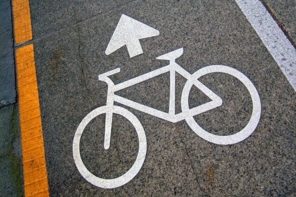 Verzekering voor elektrische fietsen: BA Familiale of BA Auto?